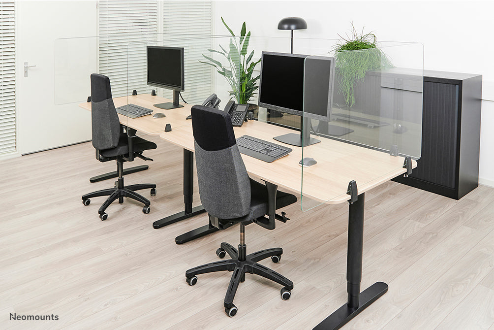 NS-GLSPROTECT160 is a durable 158 cm glass screen that provides distance protection in the workplace - Tempered, transparent glass, 100% recyclable