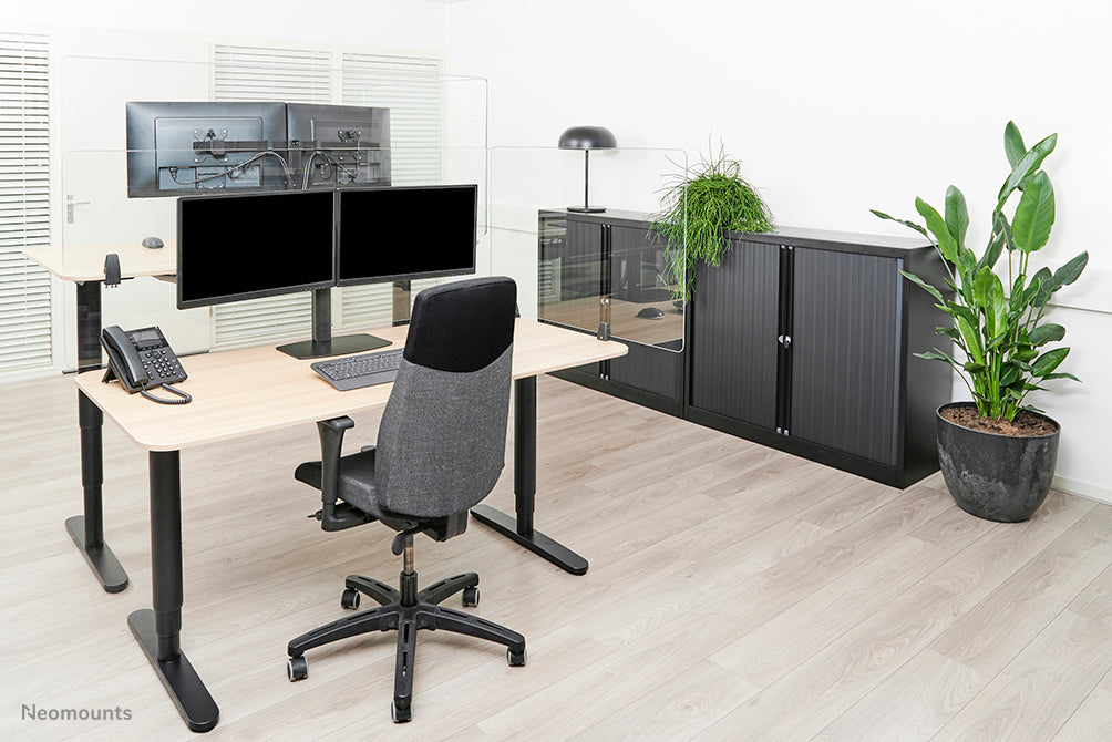 NS-GLSPROTECT140 is a durable 138 cm glass screen that provides distance protection in the workplace - Tempered, transparent glass, 100% recyclable