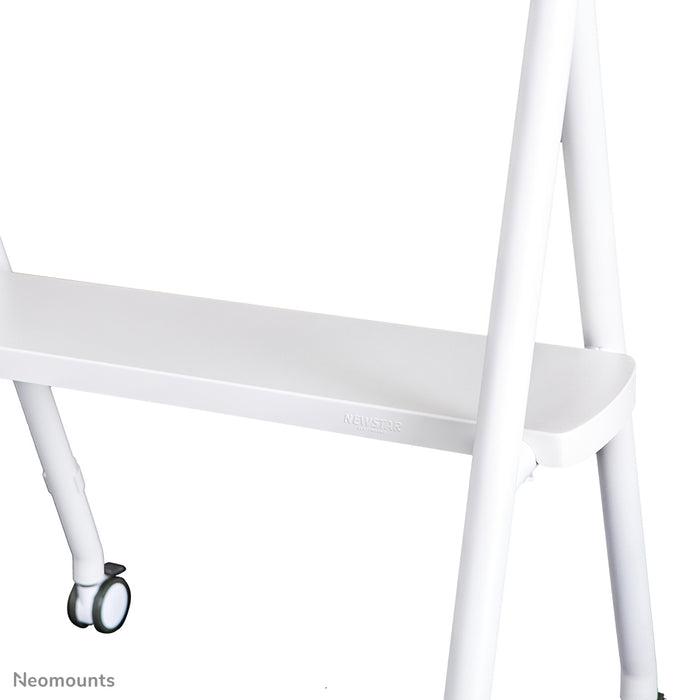 NS-M1500WHITE is a mobile furniture for flat screens up to 65 inches (165 cm). Incl. laptop platform - White