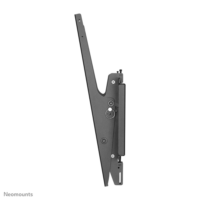 NS-WMB300BLACK is a menu board wall mount for screens up to 52 inches (132 cm).
