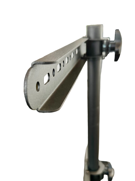 Solid, elegant TRI-pod standard up to 65" VESA 600x400